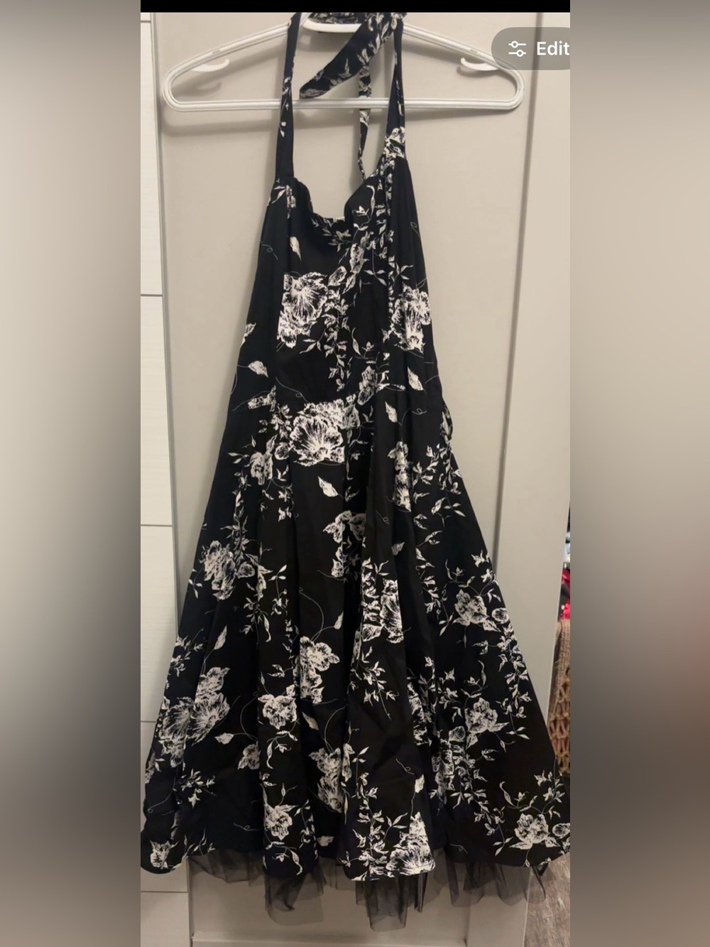 Black & White Floral Dress - Retro  Style Never Worn Free gift with purchase